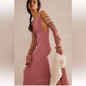 Free People Brenna Sweater Maxi in Blush size Medium NWT